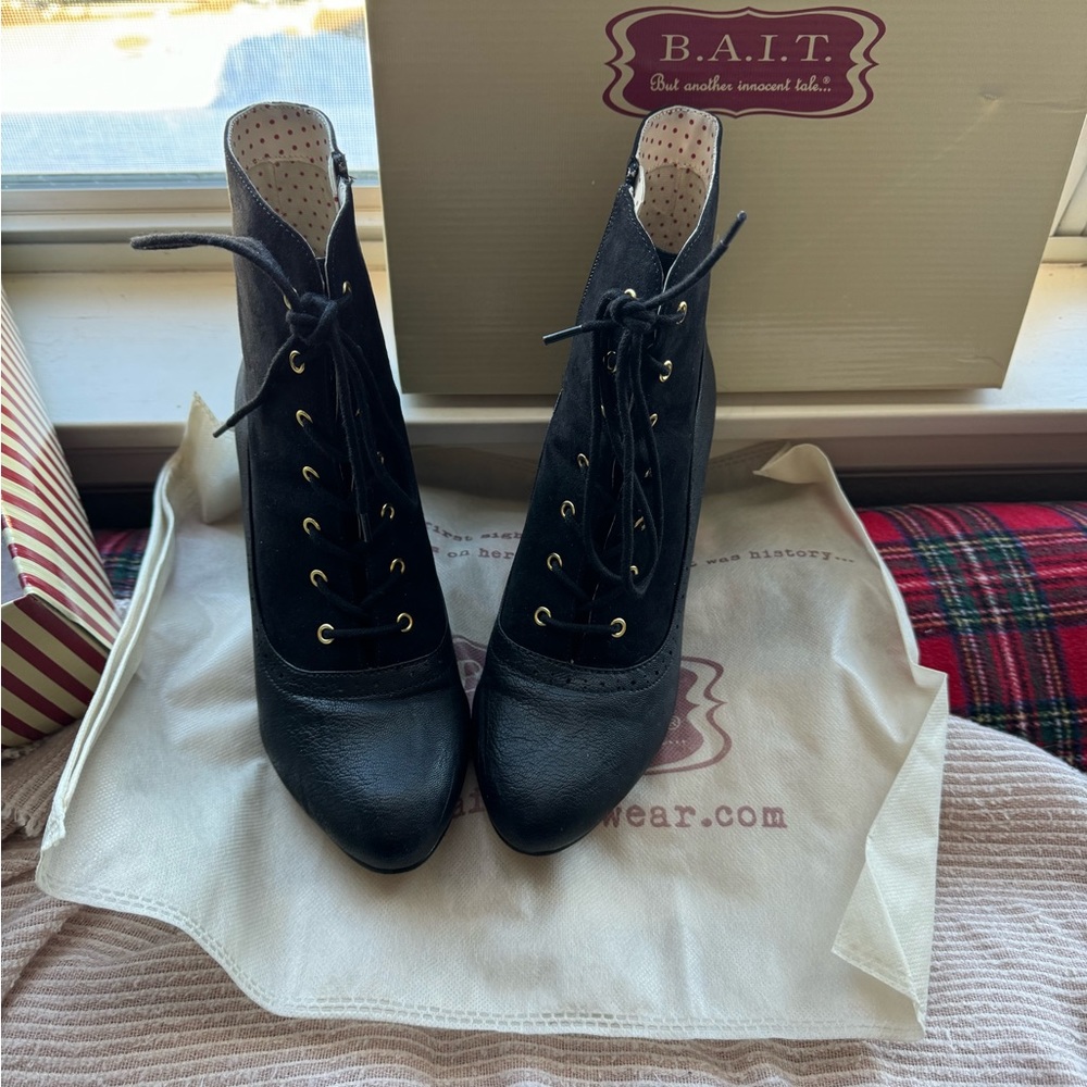 B.A.I.T. Footwear Haku Boots